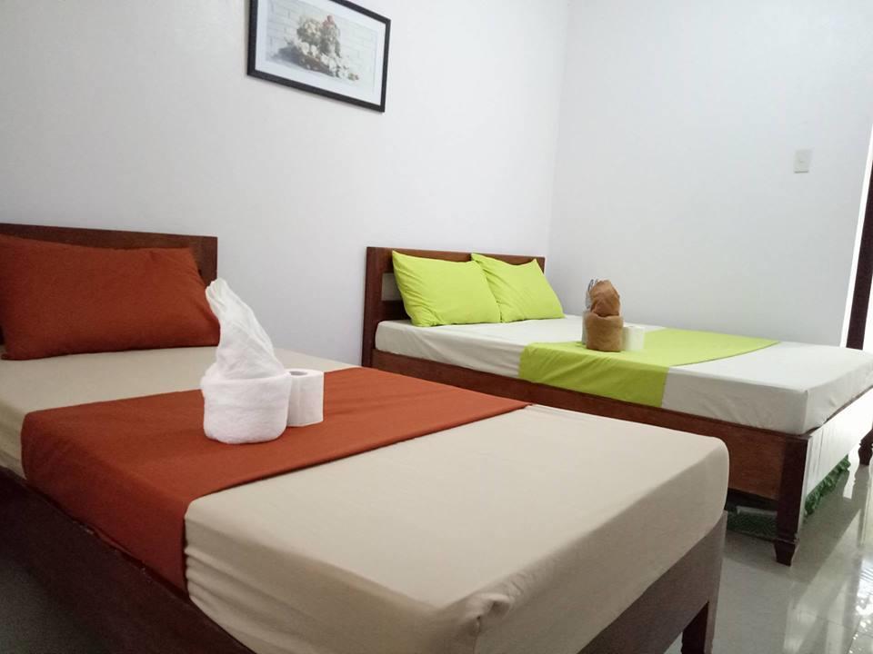 Ahras Place โกรอน ภายนอก รูปภาพ