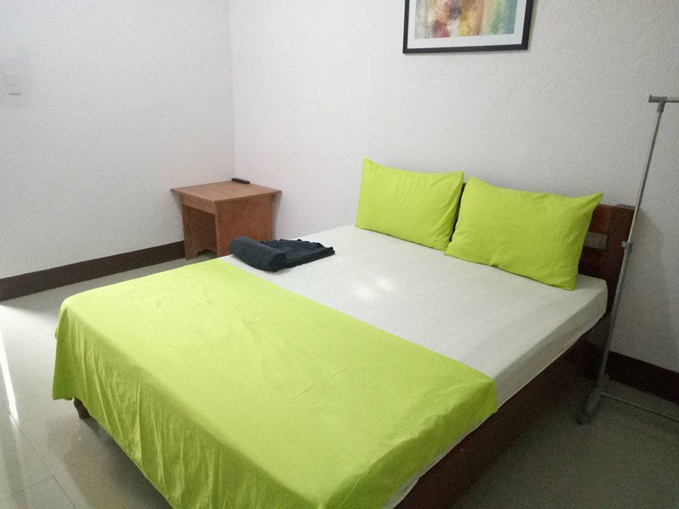 Ahras Place โกรอน ภายนอก รูปภาพ