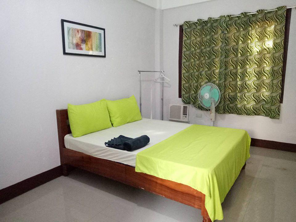 Ahras Place โกรอน ภายนอก รูปภาพ