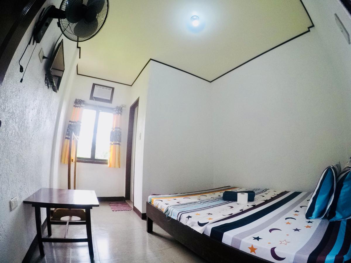 Ahras Place โกรอน ภายนอก รูปภาพ