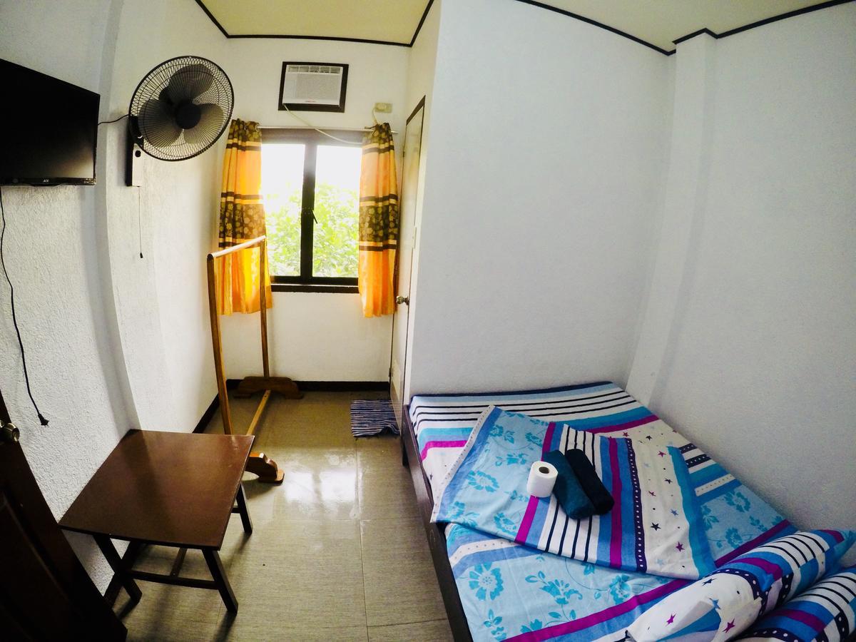 Ahras Place โกรอน ภายนอก รูปภาพ